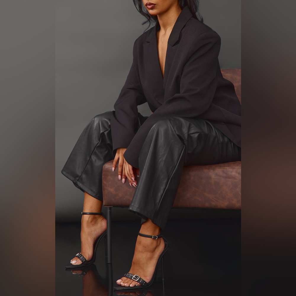 NEW BLACK ANKLE STRAP HEEL